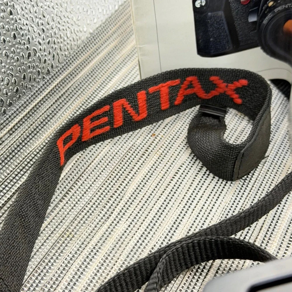 Pentax P3 35mm SLR Film Camera SMC Pentax-A 50mm f1.7 Lens Flash Bag Bundle